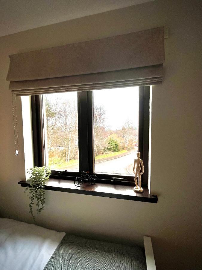 Comfortable, Modern Apartment With Parking. Inverness. Exterior foto